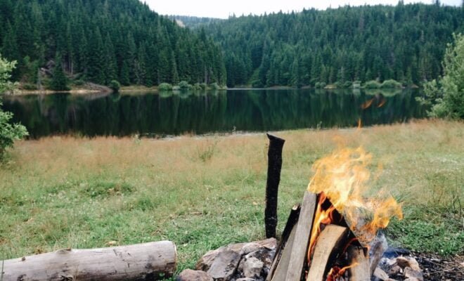 आसमाँ पानी हवा आग और ज़मीं है 36 आसमाँ पानी हवा आग और ज़मीं